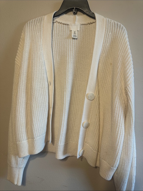 H&M Sweaters - H&M Cream Knit Button-Front Women's Cardigan